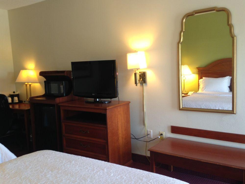 Hotel Baymont By Wyndham Orangeburg North Exterior foto