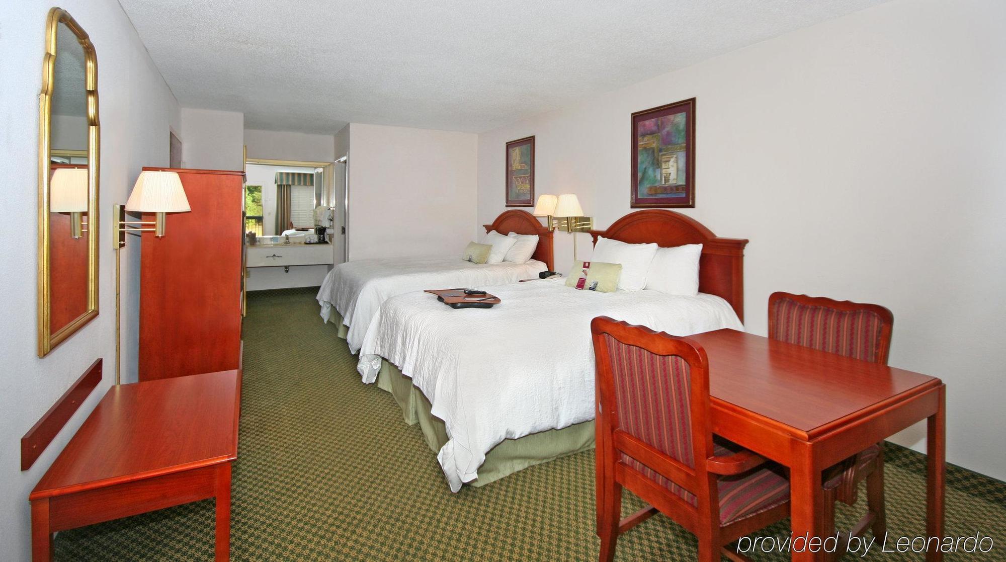 Hotel Baymont By Wyndham Orangeburg North Exterior foto